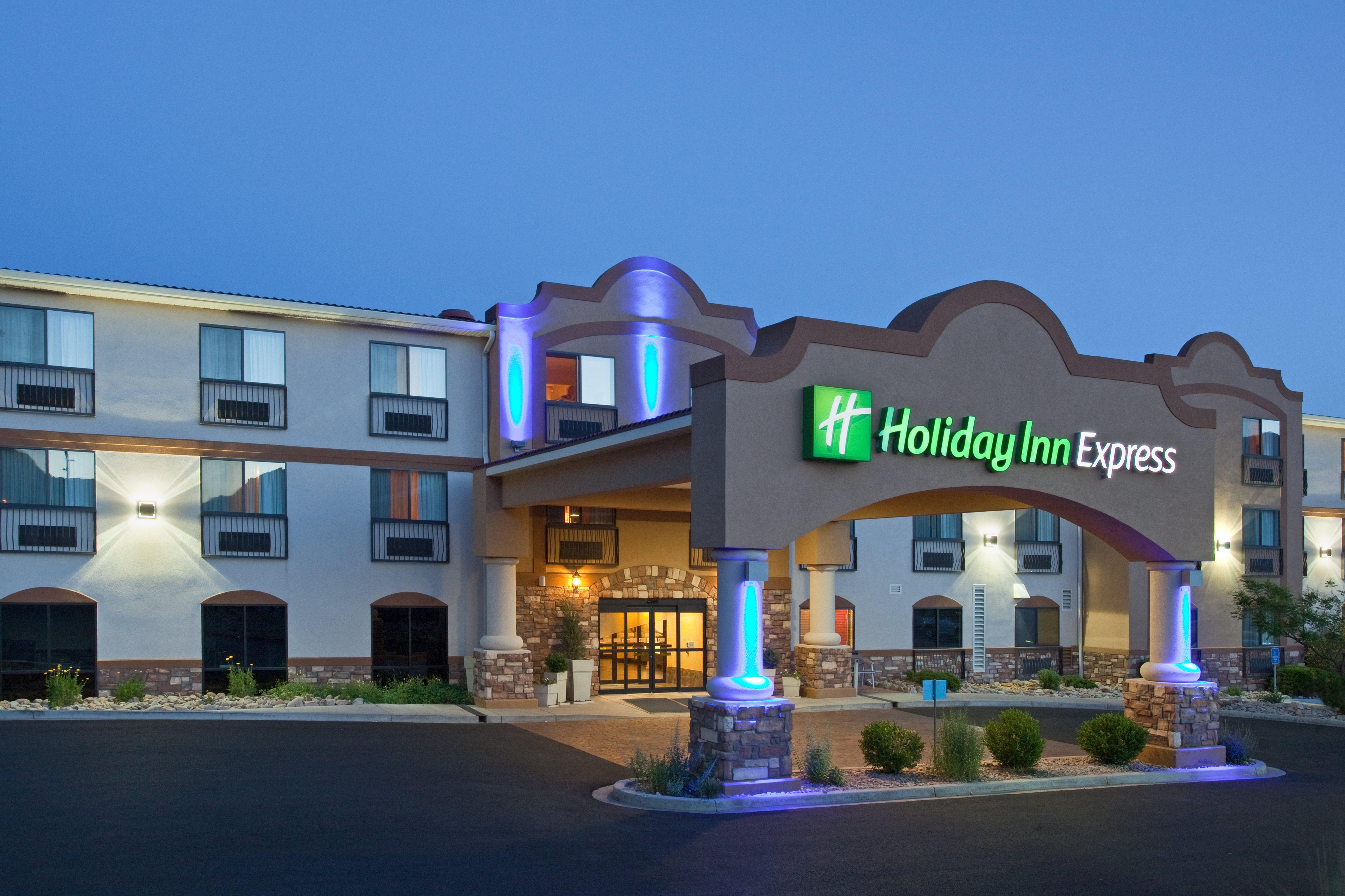 Holiday Inn Express Hotel & Suites Moab By Ihg Exterior foto
