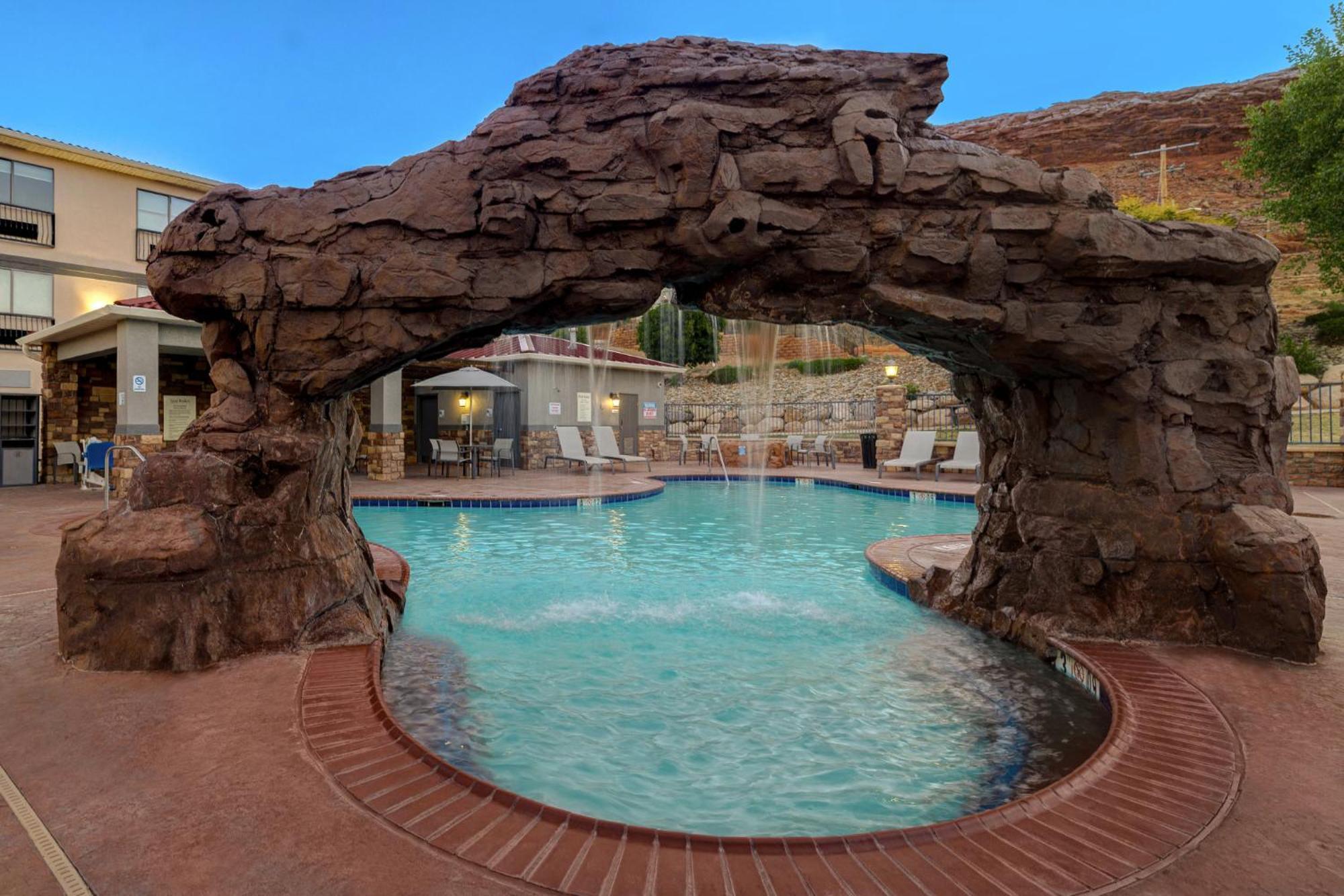 Holiday Inn Express Hotel & Suites Moab By Ihg Exterior foto
